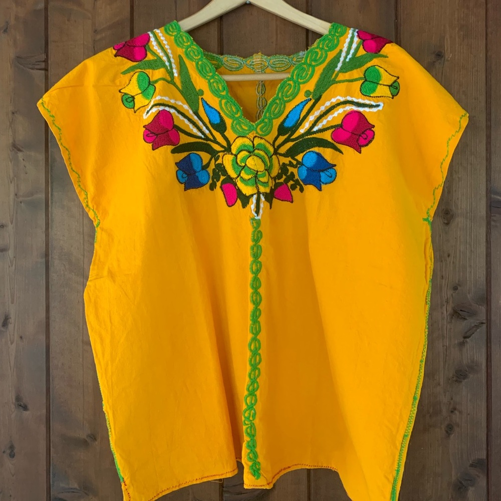 Embroidered Floral Short, Mexican Huipil Style (L)
